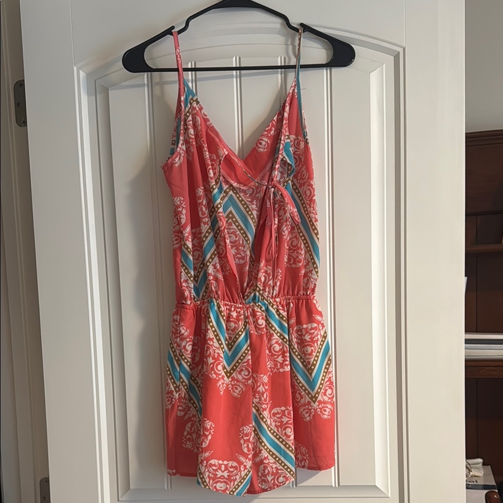 Coral Patterned Romper - Picture 2 of 3